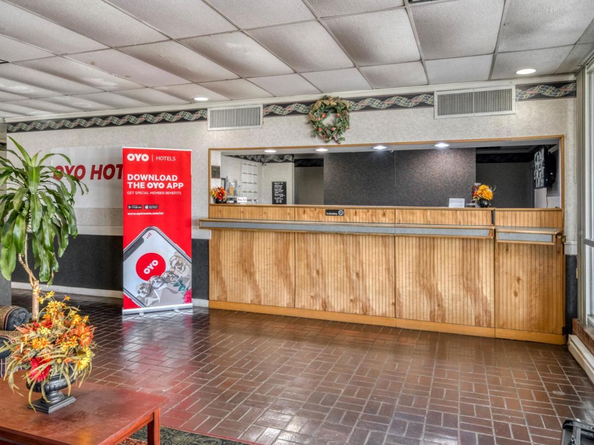 Oyo Hotel Battleboro Dış mekan fotoğraf